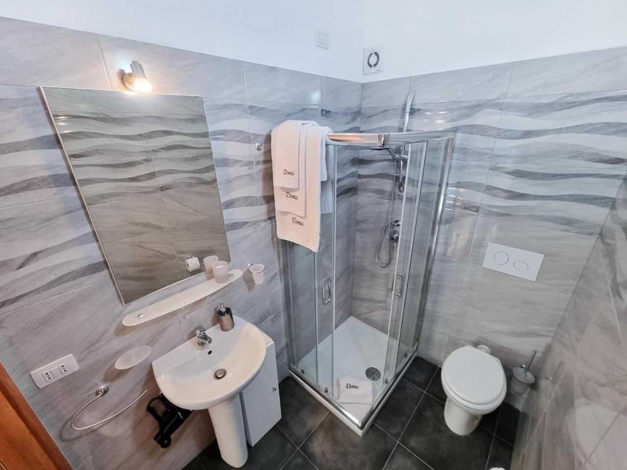 Bed and Breakfast Bb Domus Катандзаро Номер фото